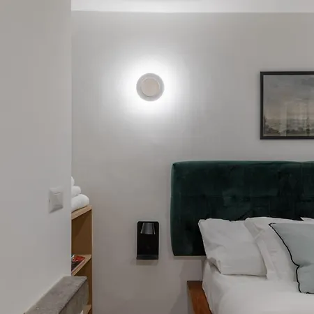 Iflat Small Studio In The Heart Of Trastevere Rome
