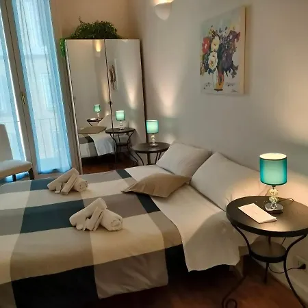 Royal 22 * Rome