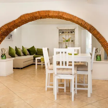 Maison Tartarughe Apartment *