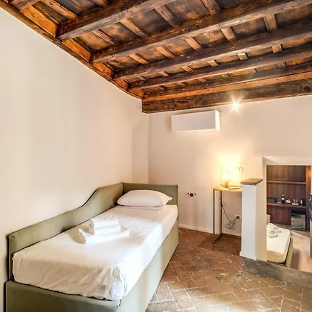 Capranica Private Guest house