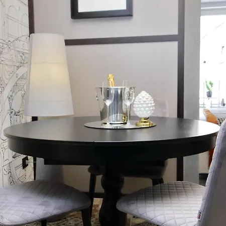 Helmirage Piazza Di Spagna Guest house *