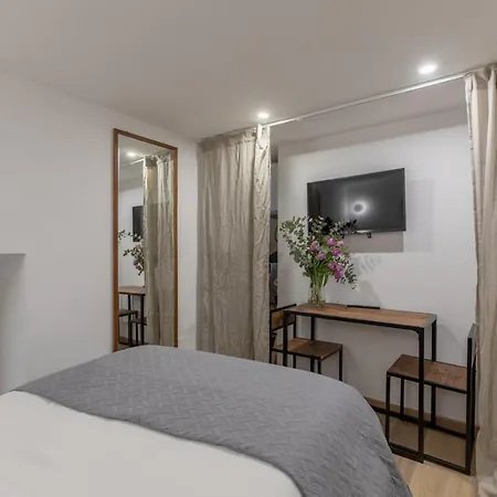 Iflat Small Studio In The Heart Of Trastevere * Rome