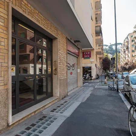 Appartamento Cipro With Balconies