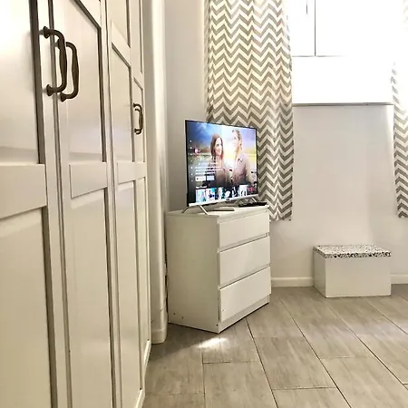 Cris - Close To Vatican - Centre&stadiumarea Apartment