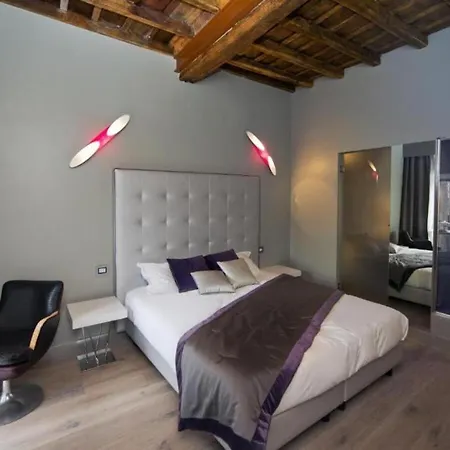 Guest house Torre Argentina Relais - Residenze Di Charme Rome