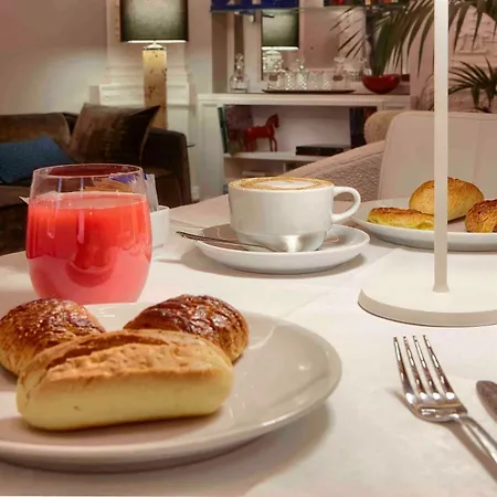 בית הארחה L'obelisque Maison De Luxe 2*