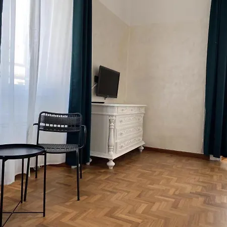 Cavour 44616 Rome
