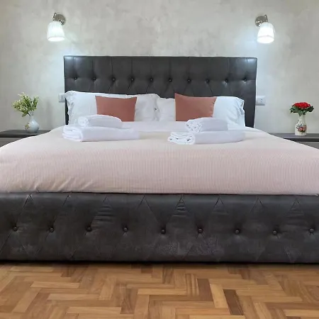 Cavour 44616 Apartment *