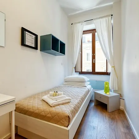 3 3 Bathrooms - Lovely Close The Vatican Apartment