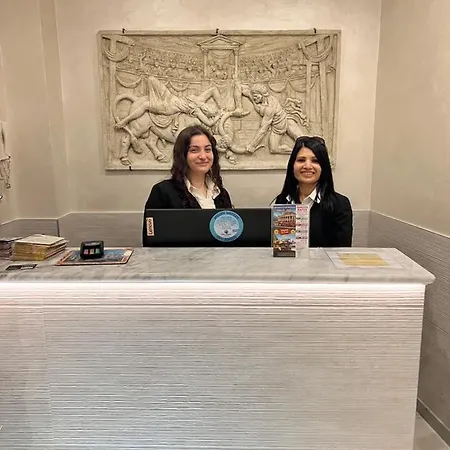 Le Petit Hotel Rome