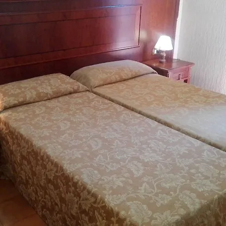 Cinecitta Hotel 3*