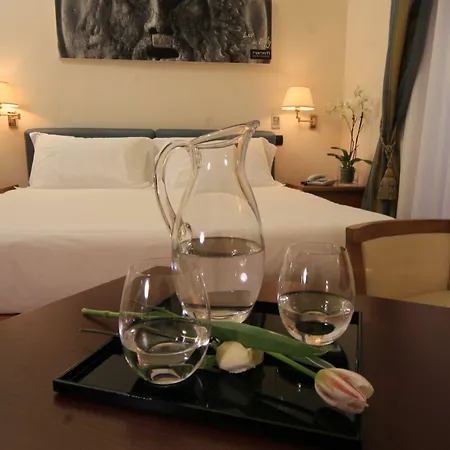 Crosti 3* Rome