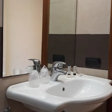 Crosti 3* Rome