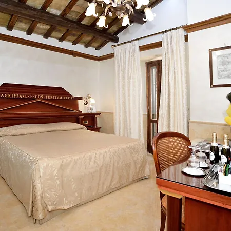 Hotel Pantheon Řím