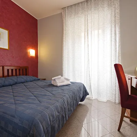 Ercoli House 2*
