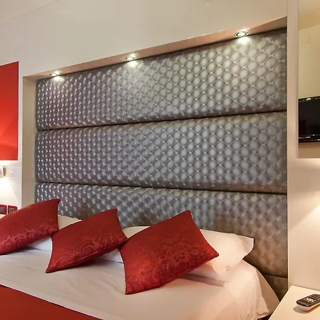 Hotel Fellini
