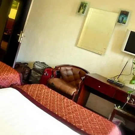 Guest house Portafortuna - Close To Colosseum 2*