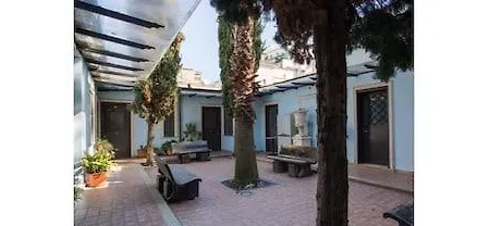 Lodi Aparthotel 3*