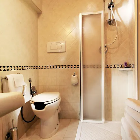 Solis Szálloda 3*