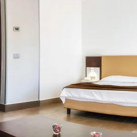 Hotel Lh Excel Montemario 4*
