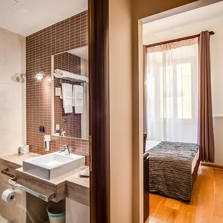 Everest Hotell