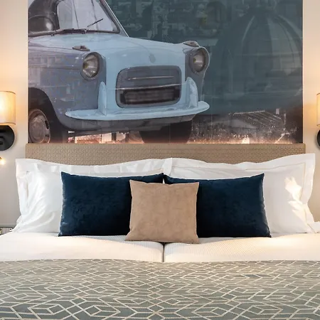 Hotel Leonardo Boutique Termini 4*