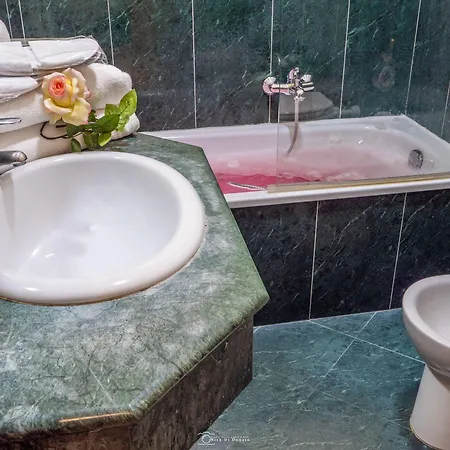Mirage Hotel 3*