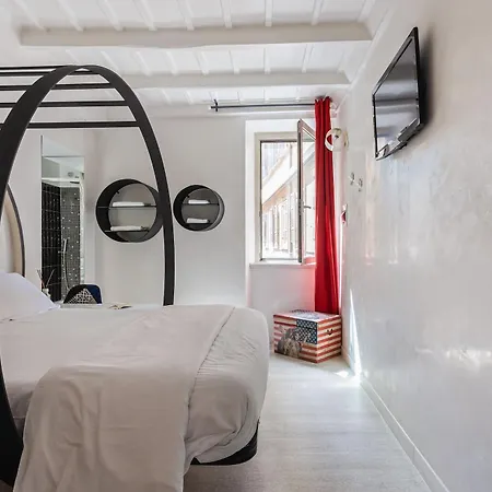 Irooms - Spanish Steps