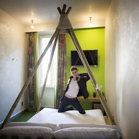 Irooms Pantheon 4*