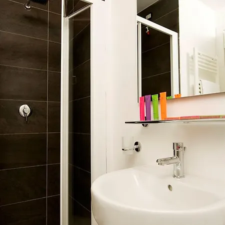 Otel Re Testa Roma