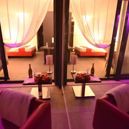 Re Testa Otel