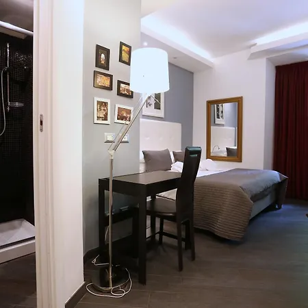 77 Bed & Breakfast Řím