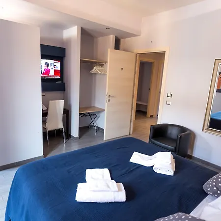 77 Bed & Breakfast 2*