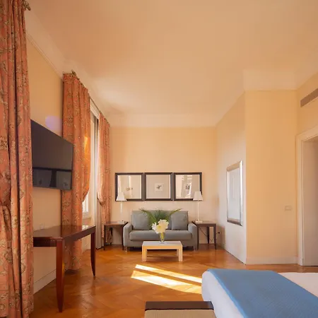 Hotel Rose Garden Palace By Omnia 4*