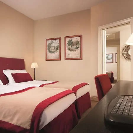 Hotel Dei Borgognoni Roma