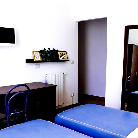 Capri Hotel 2*