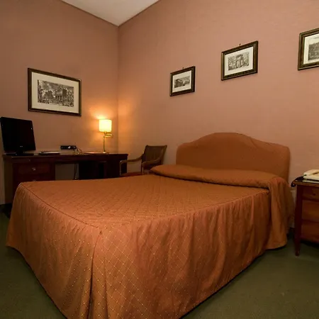 Hotel Domus Aventina 3*