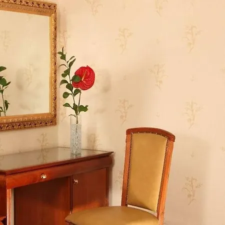 Hotel Serena