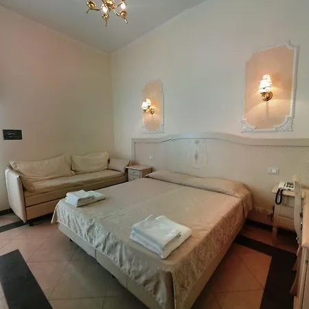 Cambridge Hotel Řím