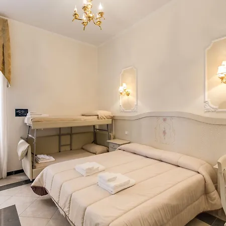 Hotel Cambridge 3*