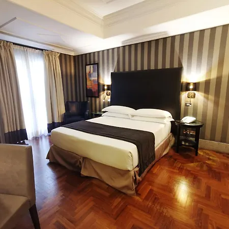 Royal Court 4* Rom