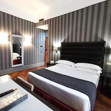 Royal Court 4* Rom