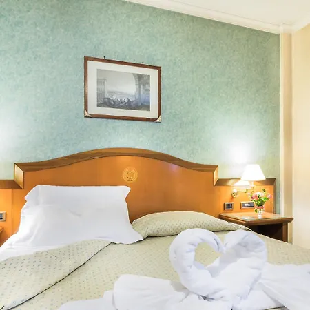 Hotel Capital 4*