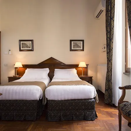 Hotel Teatro Pace 3*