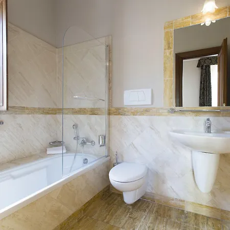 Hotel Teatro Pace