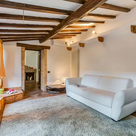 Luxury Trastevere Guest house 2*