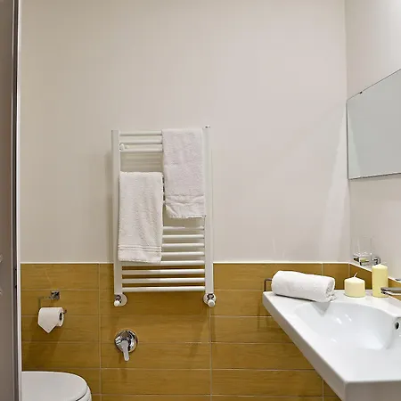 94rooms Vatican - Vigliena 2* Rome