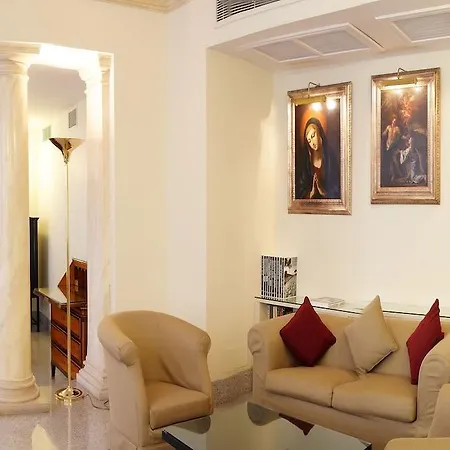 Santa Chiara 3*