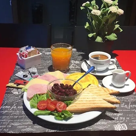 Floor Navona Guest house 2*