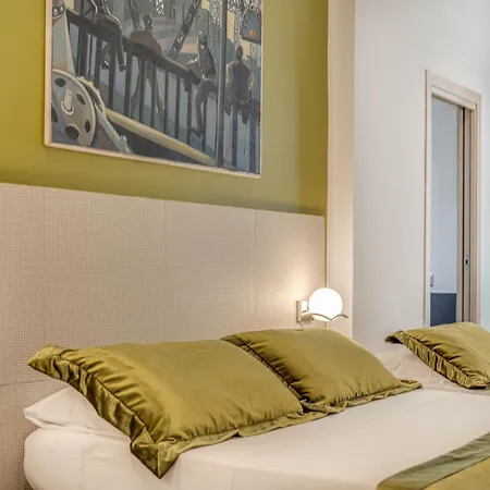 Hotel Trevi Palace Roma